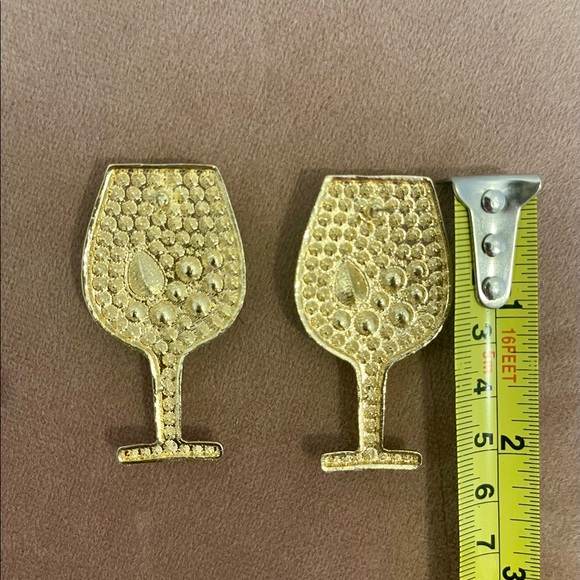 Wine Time Earrings - Picture 2 of 2